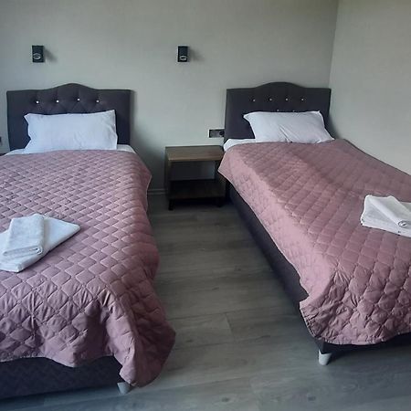 Zora Hotel Blagoevgrad Buitenkant foto