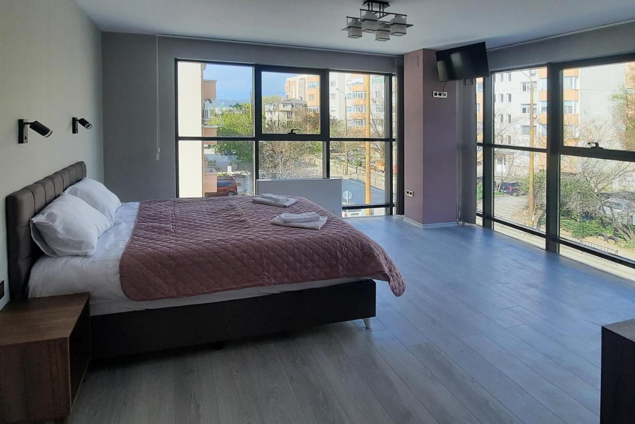 Zora Hotel Blagoevgrad Buitenkant foto
