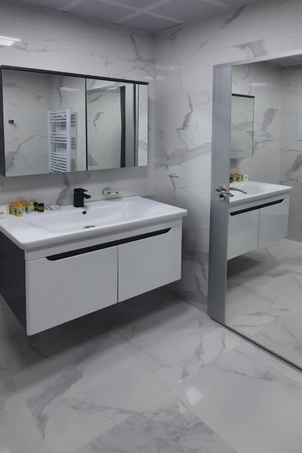 Zora Hotel Blagoevgrad Buitenkant foto