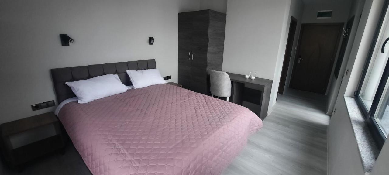 Zora Hotel Blagoevgrad Buitenkant foto