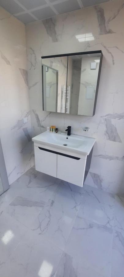 Zora Hotel Blagoevgrad Buitenkant foto